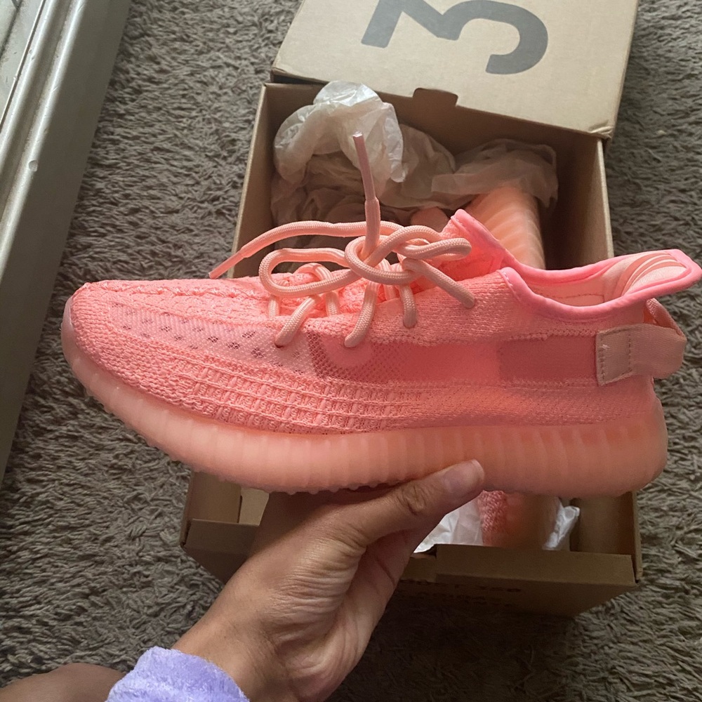 YEEZY 350 BOOST GLOW PINK
